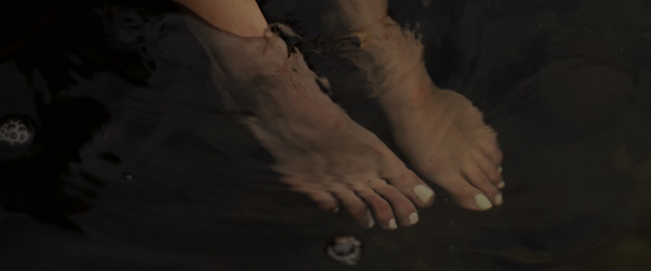 Anna Kendrick Feet